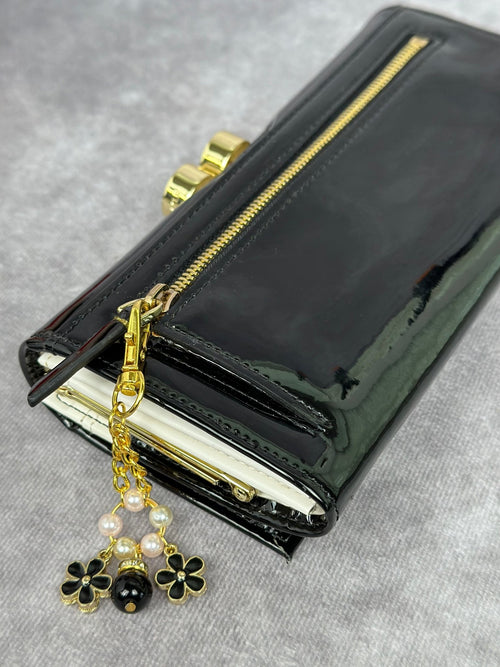 Cute Black flower Keychain | Bag Charm